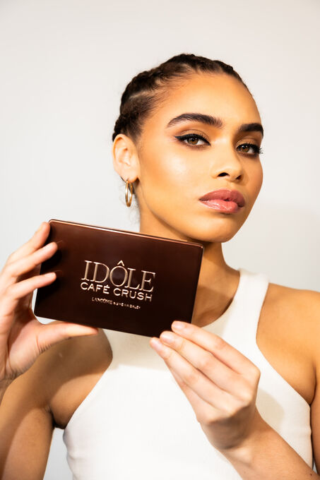 PALETA DE SOMBRAS LASH IDOLE PALETTE